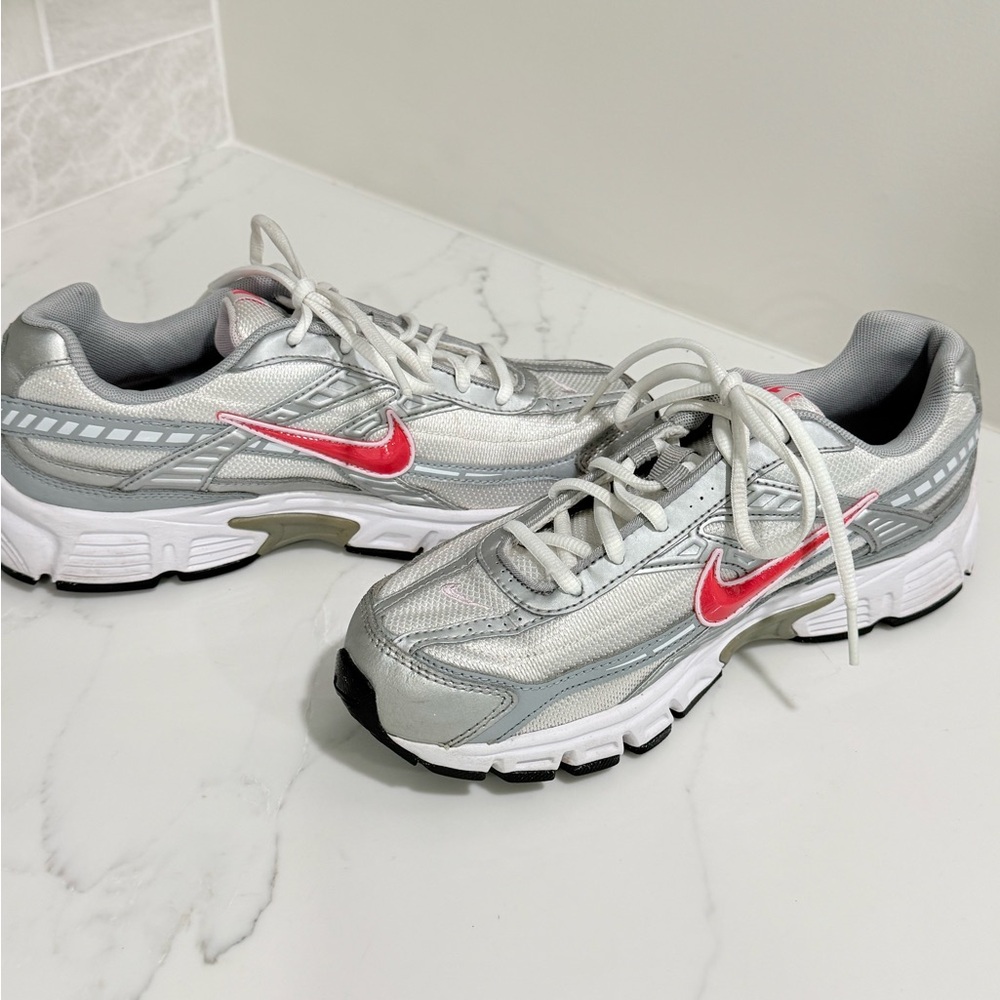 Nike Initiator Running Sneakers Women’s Shoe 8 - Picture 4 of 10
